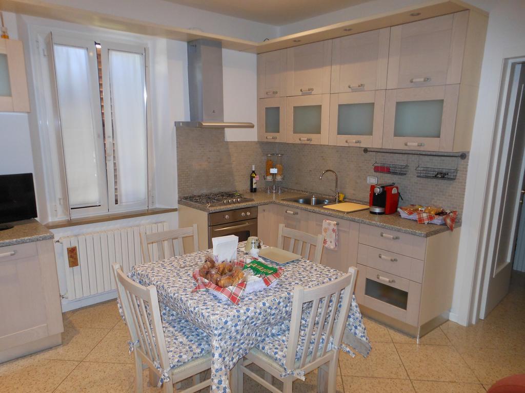 B&B La Luna Dal Borgo Jesi Eksteriør billede