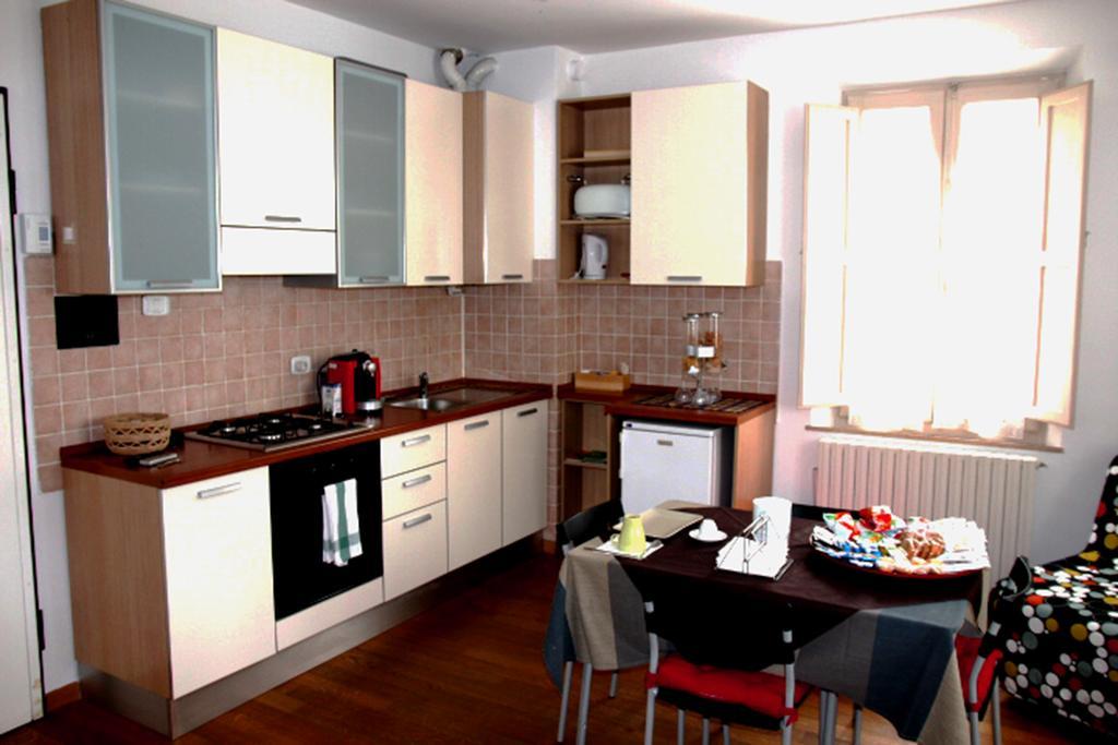 B&B La Luna Dal Borgo Jesi Eksteriør billede