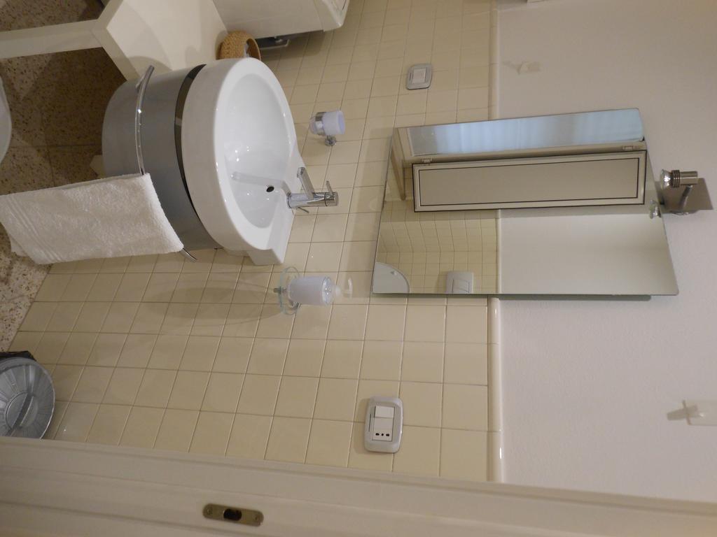 B&B La Luna Dal Borgo Jesi Eksteriør billede